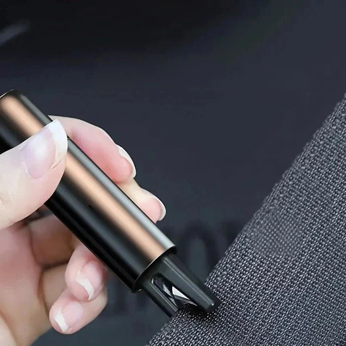 instant-car-escape-tool-for-emergencies-41192324_2.jpg